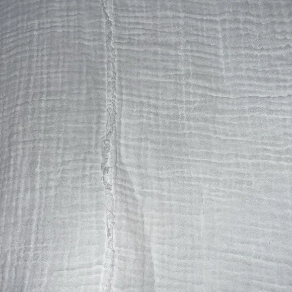 Michael Stars Draya gauze v-neck top - Picture 3 of 3